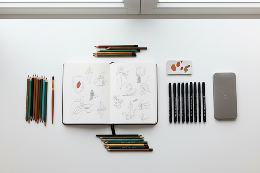 Tecniche di disegno artistico: guida agli strumenti giusti per ogni stile